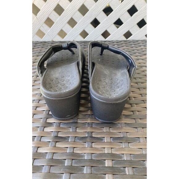 Vionic sandals women size 6 - Picture 2 of 6